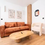 Elegant Flat Near Republique & Canal Saint Martin パリ