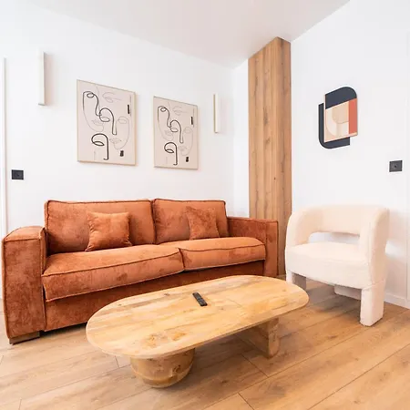 Elegant Flat Near Republique & Canal Saint Martin Paris