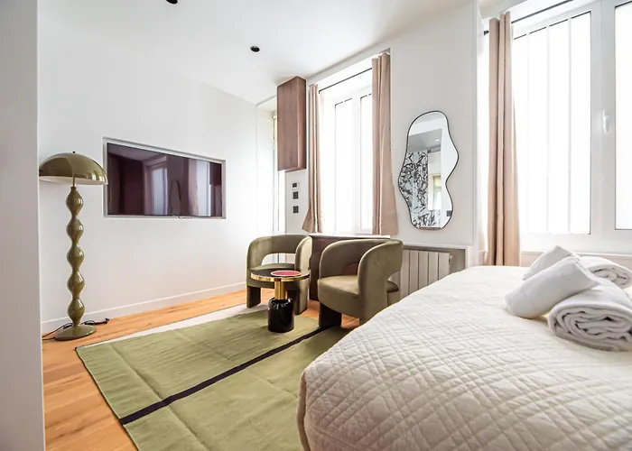 Elegant Flat Near Republique & Canal Saint Martin *
