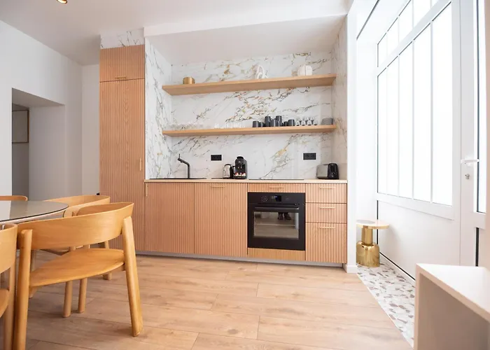 Elegant Flat Near Republique & Canal Saint Martin *