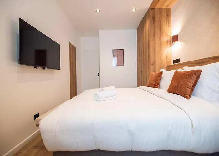 Elegant Flat Near Republique & Canal Saint Martin *