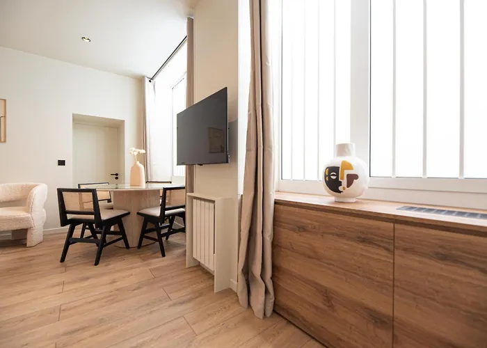 Elegant Flat Near Republique & Canal Saint Martin * Paříž