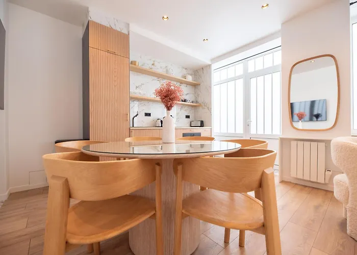 Apartmán Elegant Flat Near Republique & Canal Saint Martin Paříž