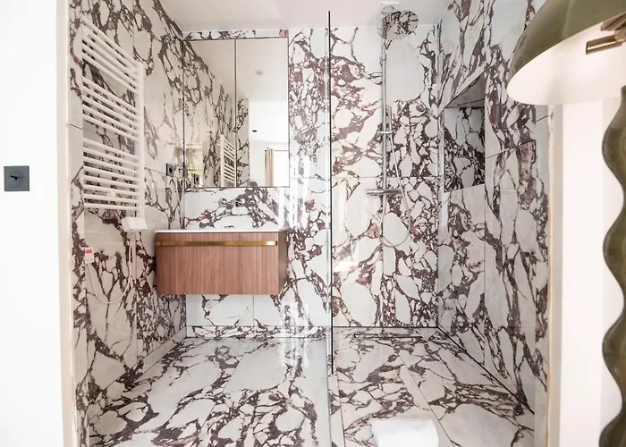 Elegant Flat Near Republique & Canal Saint Martin * Paříž