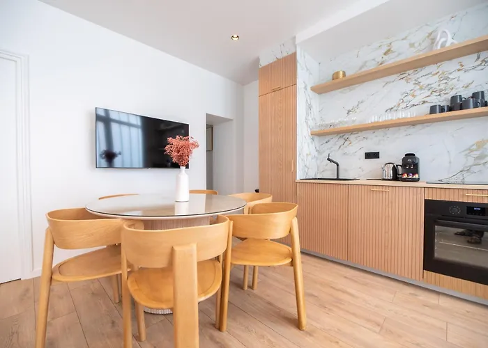 Elegant Flat Near Republique & Canal Saint Martin *